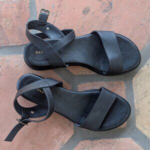 Patina Soho Wedge Sandal 8.5